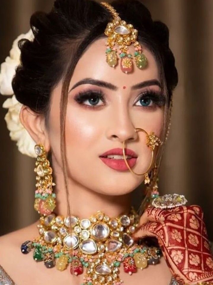 About Party Makeup